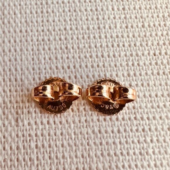 NEW Return to Tiffany Co. Mini Rose Gold Heart with Diamonds Earrings - Picture 5 of 8